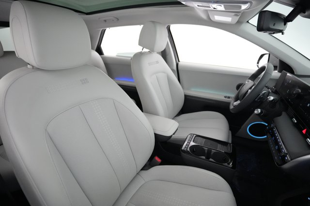 2025 Hyundai IONIQ 5 — photo 18 of 21