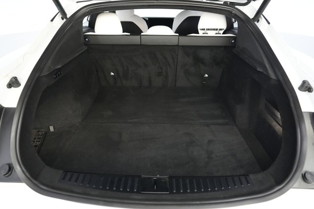 2022 Tesla Model S — photo 6 of 24