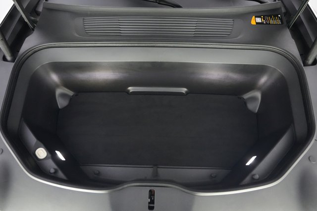 2023 Rivian R1S — photo 22 of 23