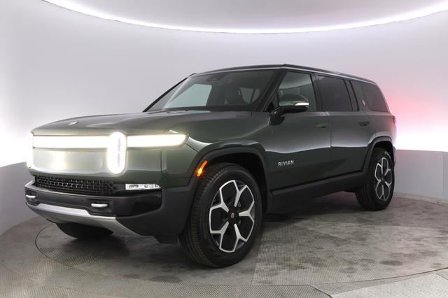 2023 Rivian R1S — VIN 7PDSGBBA0PN024181