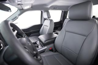 2023 Ford F-150 Lightning — photo 3 of 15