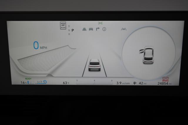2024 Hyundai IONIQ 5 — photo 5 of 21