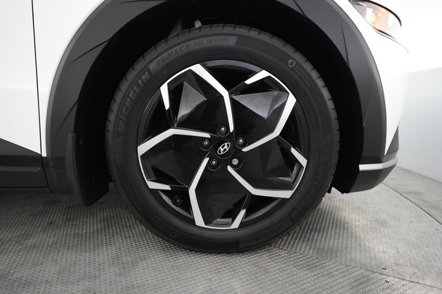 2024 Hyundai IONIQ 5 — photo 16 of 21
