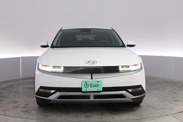 2024 Hyundai IONIQ 5 — photo 9 of 21