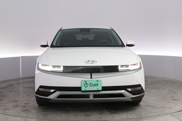 2024 Hyundai IONIQ 5 — photo 9 of 21