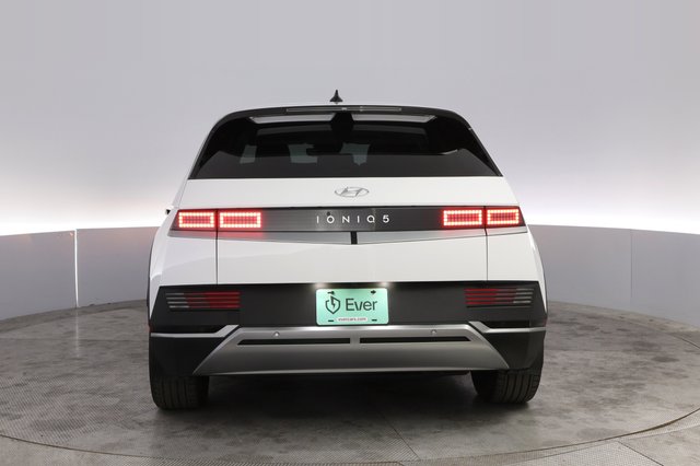 2024 Hyundai IONIQ 5 — photo 12 of 21
