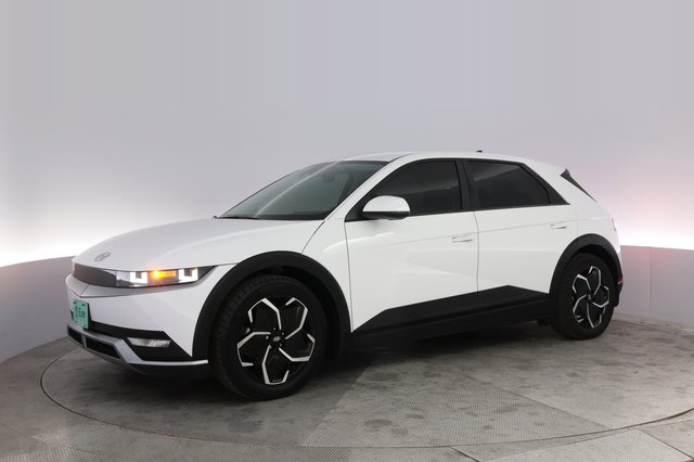 2024 Hyundai IONIQ 5 — photo 14 of 21