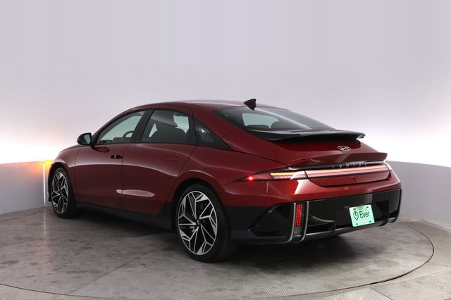 2024 Hyundai IONIQ 6 — photo 13 of 21