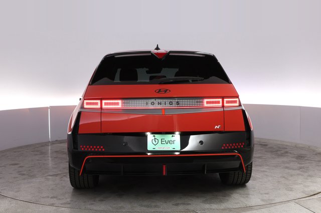2025 Hyundai IONIQ 5 — photo 12 of 20