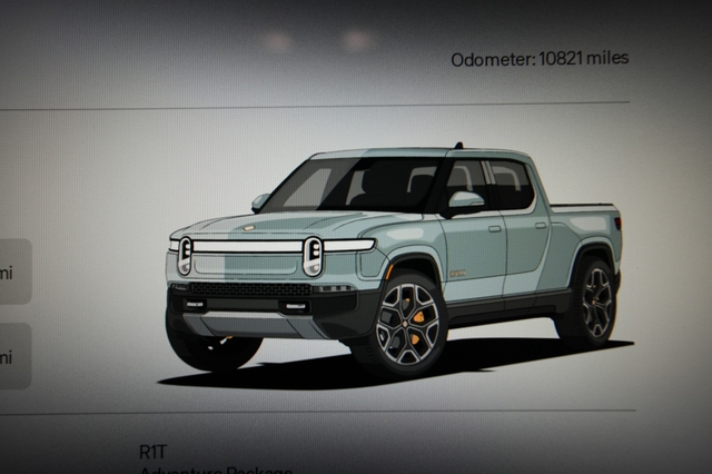 2022 Rivian R1T