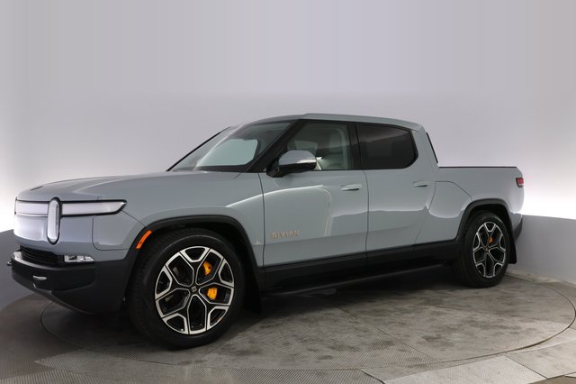2022 Rivian R1T — photo 14 of 20