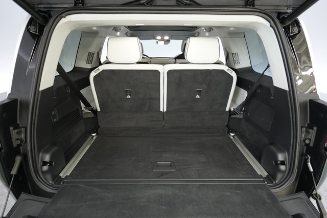 2023 Rivian R1S — photo 6 of 23