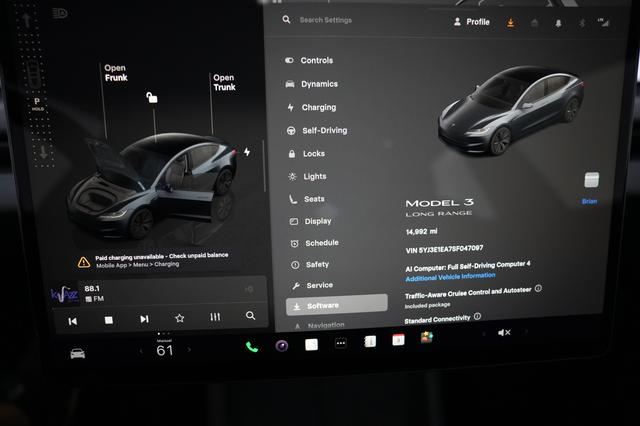 2025 Tesla Model 3 — photo 5 of 21