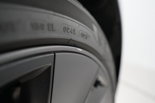 2025 Tesla Model 3 — photo 19 of 21
