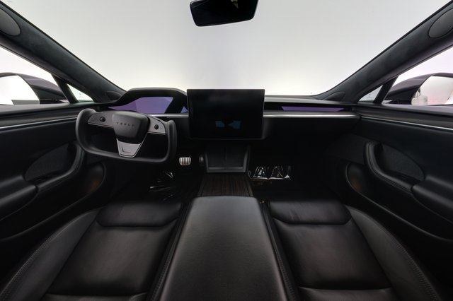 2022 Tesla Model S — photo 21 of 25