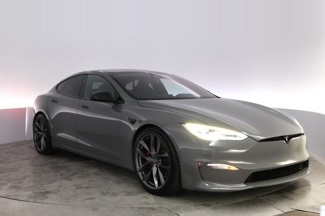 2022 Tesla Model S — photo 10 of 25