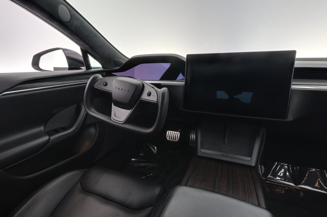 2022 Tesla Model S — photo 20 of 25