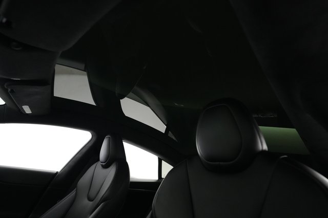 2022 Tesla Model S — photo 23 of 25