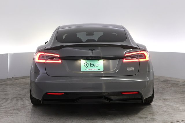 2022 Tesla Model S — photo 12 of 25