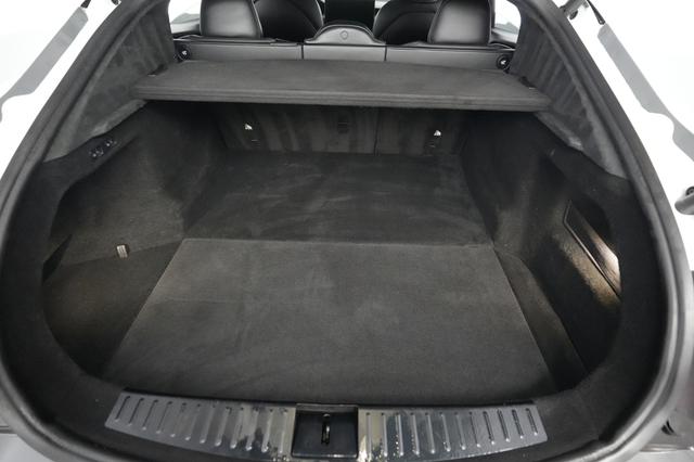 2022 Tesla Model S — photo 6 of 25