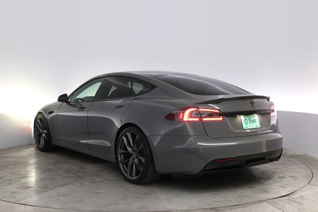 2022 Tesla Model S — photo 13 of 25