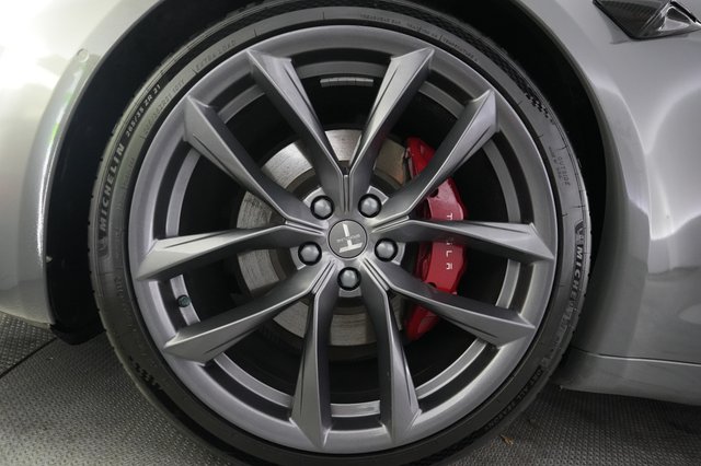 2022 Tesla Model S — photo 15 of 25
