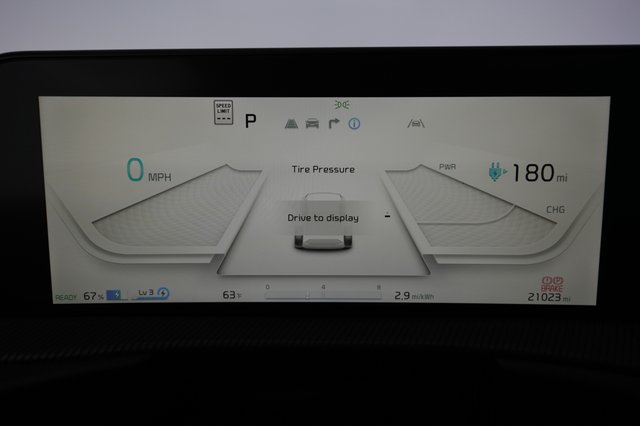 2023 Kia EV6 — photo 5 of 21