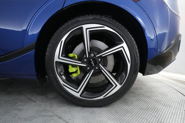 2023 Kia EV6 — photo 7 of 21