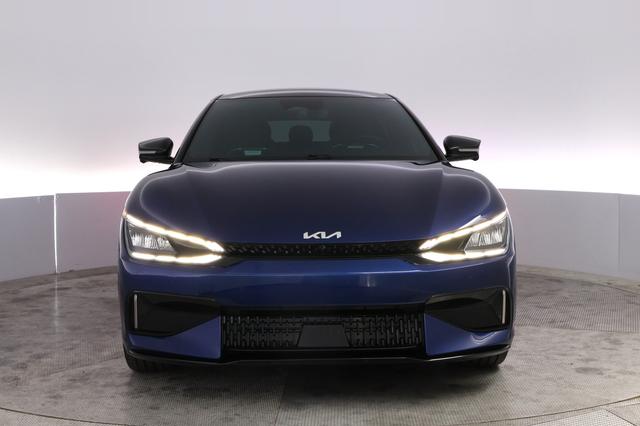 2023 Kia EV6 — photo 9 of 21