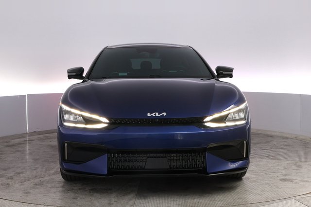 2023 Kia EV6 — photo 9 of 21