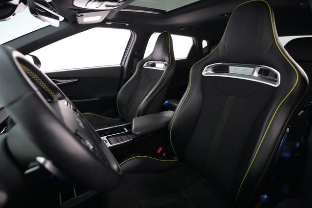 2023 Kia EV6 — photo 3 of 21