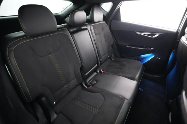 2023 Kia EV6 — photo 4 of 21