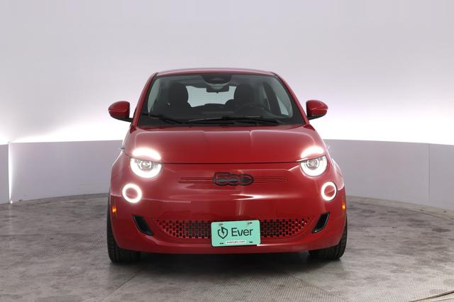 2024 Fiat 500e — photo 9 of 20