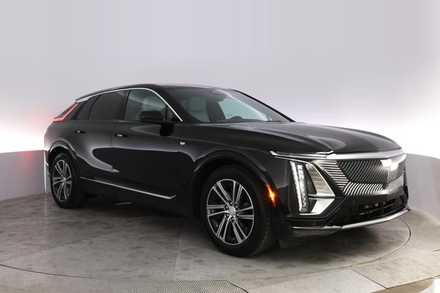 2024 Cadillac Lyriq — photo 10 of 21