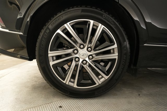 2024 Cadillac Lyriq — photo 17 of 21