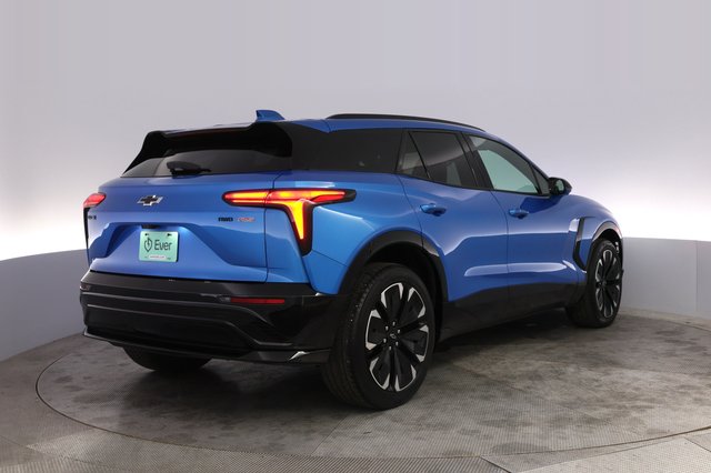 2024 Chevrolet Blazer EV — photo 2 of 20