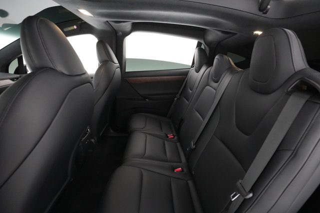 2020 Tesla Model X — photo 4 of 19