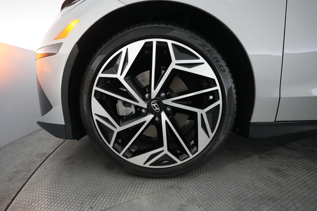 2024 Hyundai IONIQ 6
