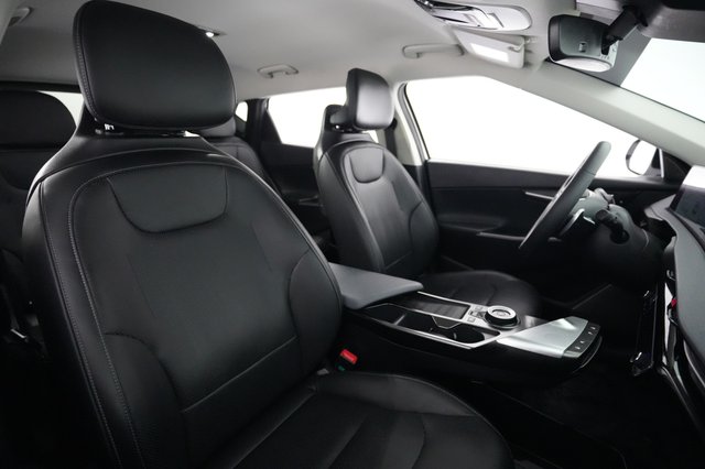 2024 Kia EV6 — photo 18 of 22