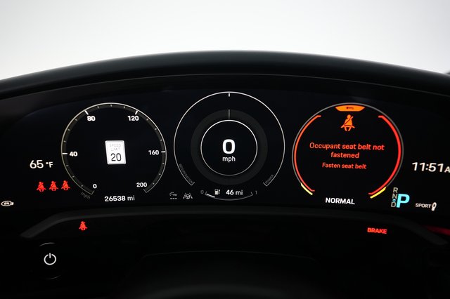 2022 Porsche Taycan — photo 5 of 27