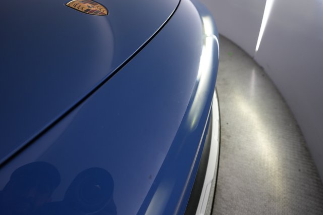 2022 Porsche Taycan — photo 23 of 27