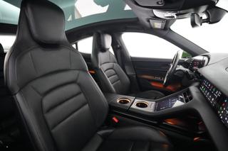 2023 Porsche Taycan — photo 3 of 20