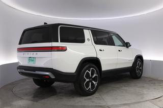 2023 Rivian R1S — photo 2 of 26
