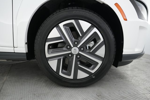 2023 Hyundai Kona Electric — photo 16 of 22