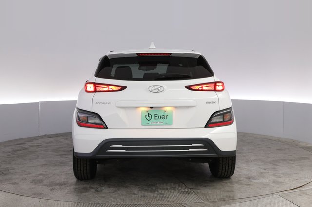 2023 Hyundai Kona Electric — photo 12 of 22