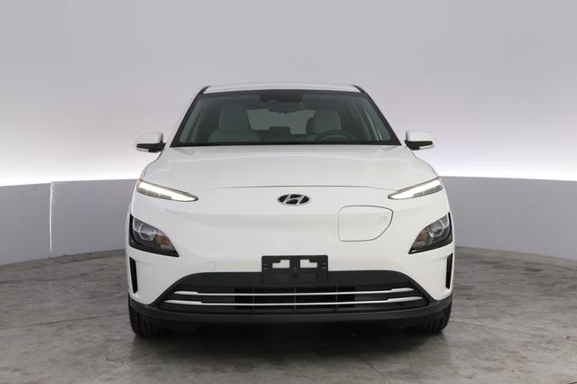 2023 Hyundai Kona Electric — photo 9 of 22