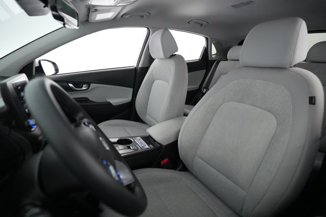 2023 Hyundai Kona Electric — photo 3 of 22
