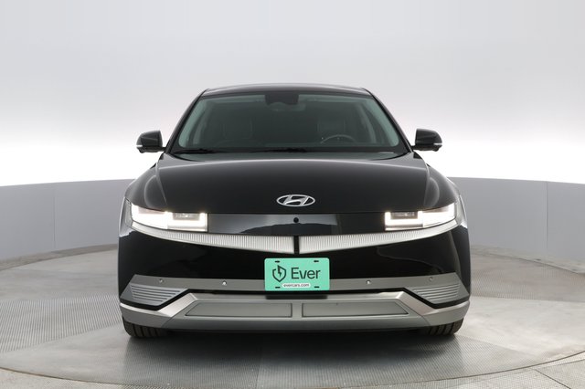 2023 Hyundai IONIQ 5 — photo 7 of 31