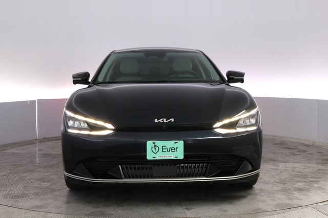 2023 Kia EV6 — photo 9 of 21