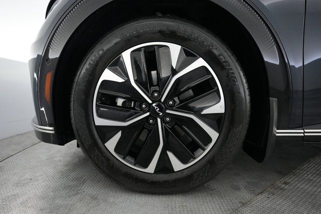 2023 Kia EV6 — photo 15 of 21